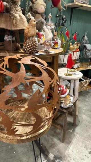 Instagram post from pottersshed_wholesale. This post is in position 5.